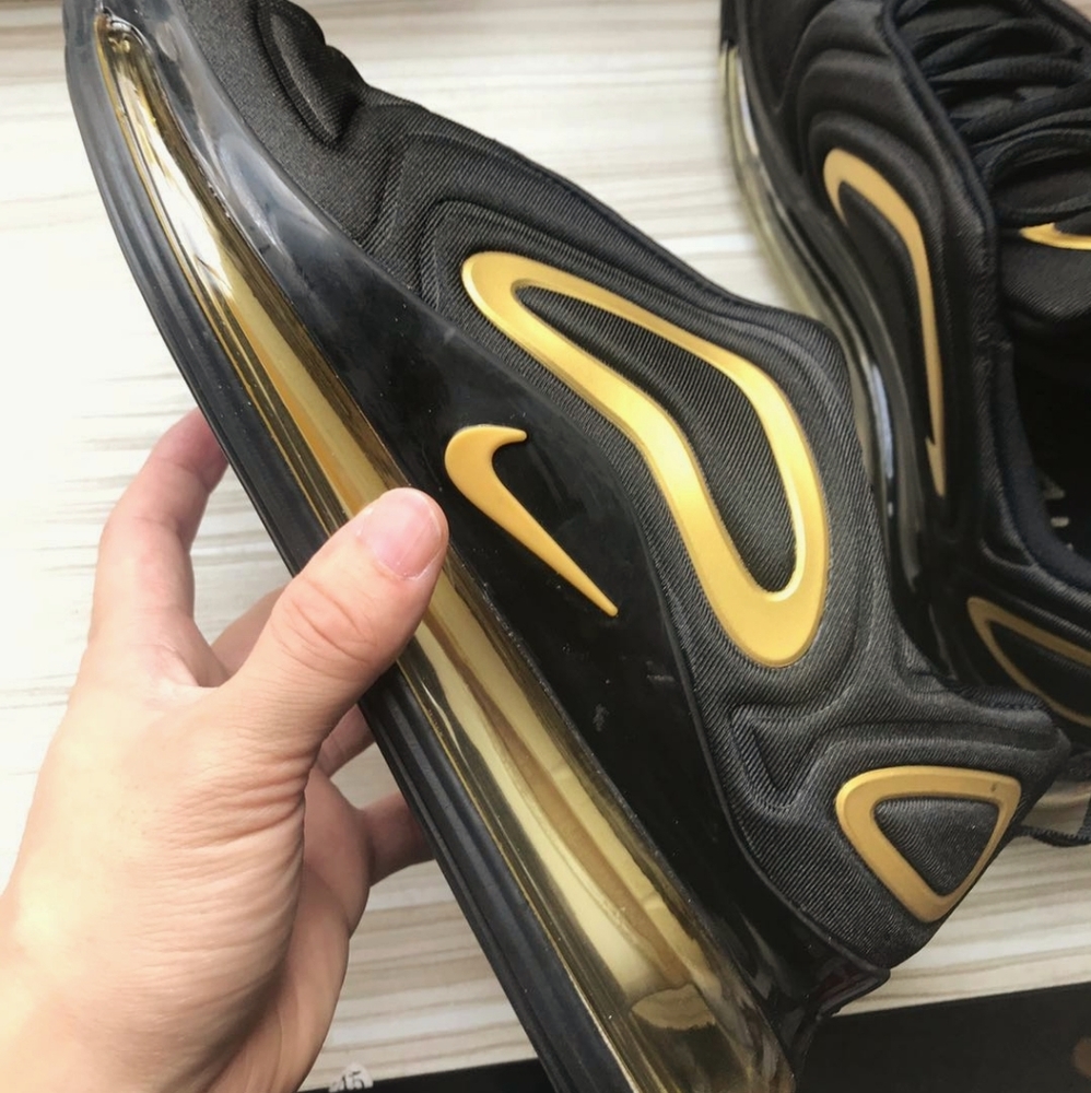 Nike 720